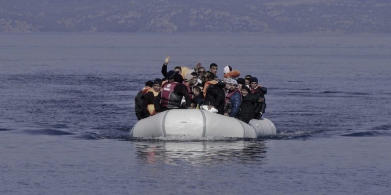 Ραγδαία αύξηση κατά 200% των ροών στο Αιγαίο (video)