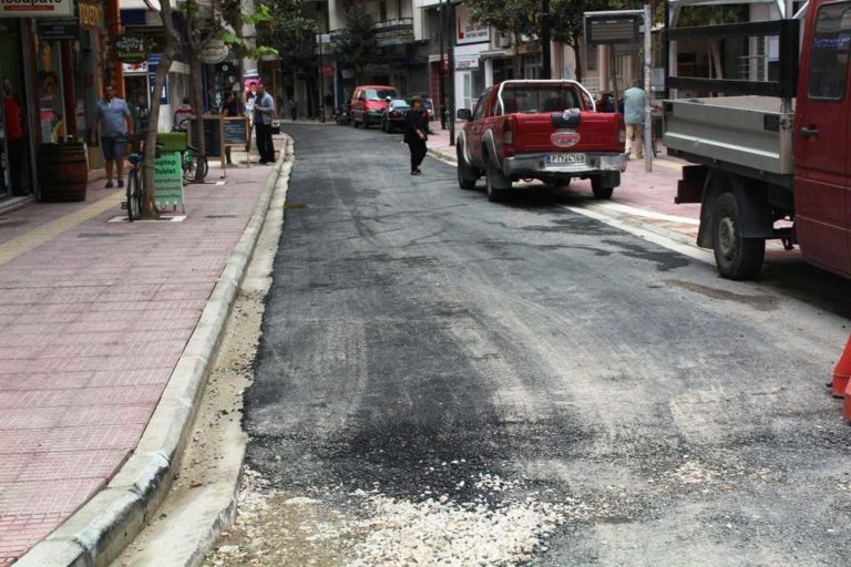 Νέες κυκλοφοριακές ρυθμίσεις στις οδούς Μιαούλη και Λ. Κατσώνη