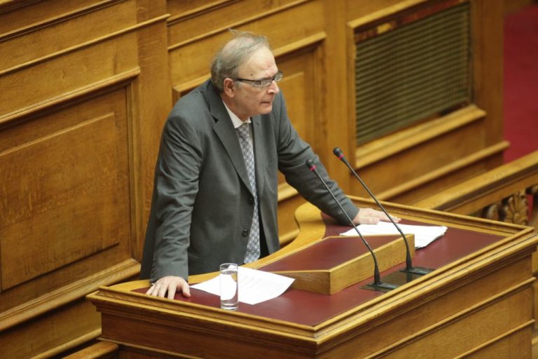 Γ. Καρράς: Βρισκόμαστε σε θεσμική κρίση μεταξύ κυβέρνησης και δικαιοσύνης (audio)