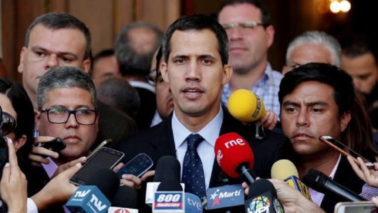 Βενεζουέλα: Μυστικές συναντήσεις της αντιπολίτευσης με στελέχη του στρατού