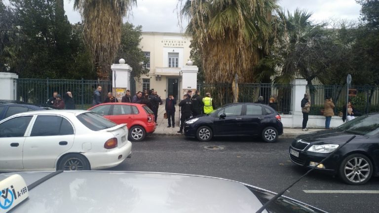 Τηλεφώνημα για βόμβα στα δικαστήρια του Βόλου