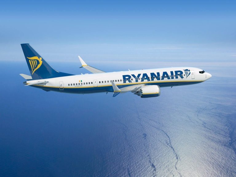 Ryanair: Διακόπτει τη σύνδεση Θεσσαλονίκη -Αθήνα