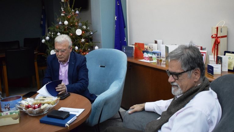 Συνάντηση για έργα αθλητισμού και αγροτικής οδοποιίας