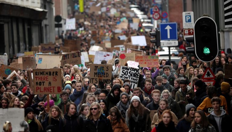Χιλιάδες Βέλγοι μαθητές στους δρόμους για το κλίμα