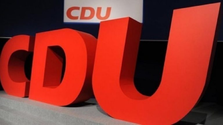 Στα μέσα Ιανουαρίου η εκλογή του νέου αρχηγού του CDU
