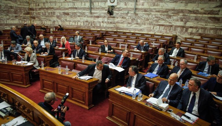 Υψηλοί τόνοι στην Επιτροπή για τη Συμφωνία των Πρεσπών (video)