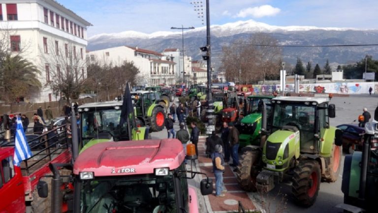 Στους δρόμους οι αγρότες της Ηπείρου