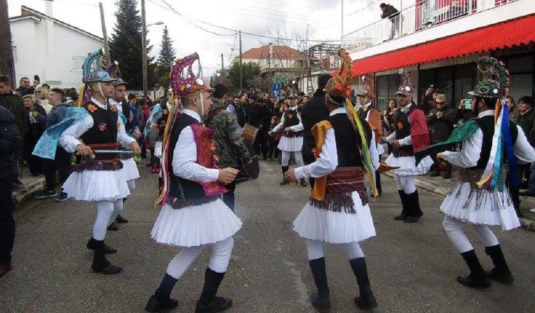 Μωμόγεροι στην Ανατολή