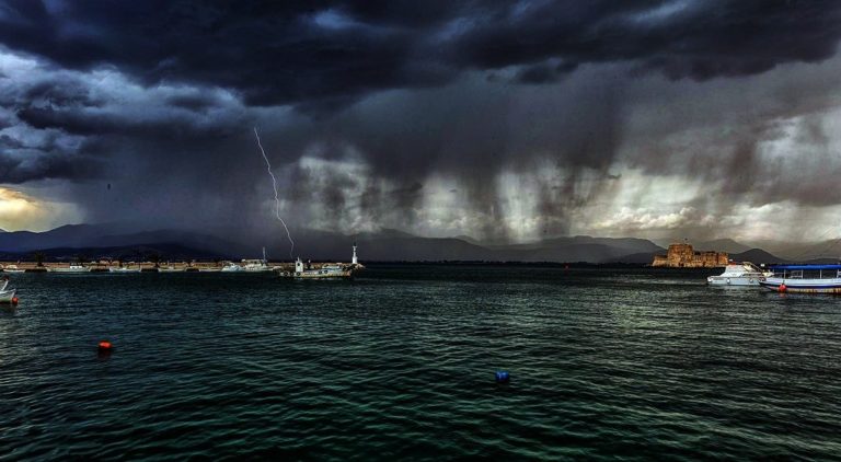 Θυελλώδεις βοριάδες και καταιγίδες «έρχονται» στην Κρήτη