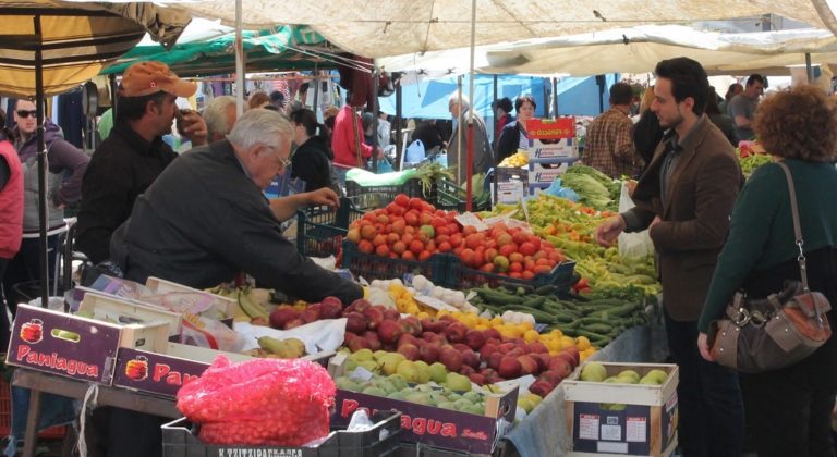 Λύση μέχρι αύριο στο θέμα των λαϊκών αγορών