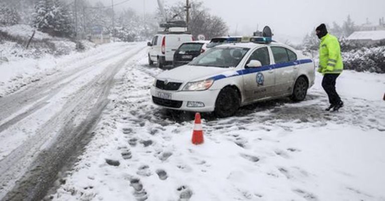 Η χιονόπτωση   “έκλεισε” δρόμους στην  Πελοπόννησο