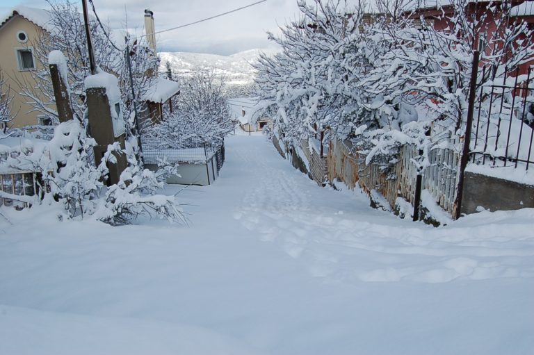 Αιτ/νια: Ποιά  σχολεία κλείνουν λόγω χιονιά