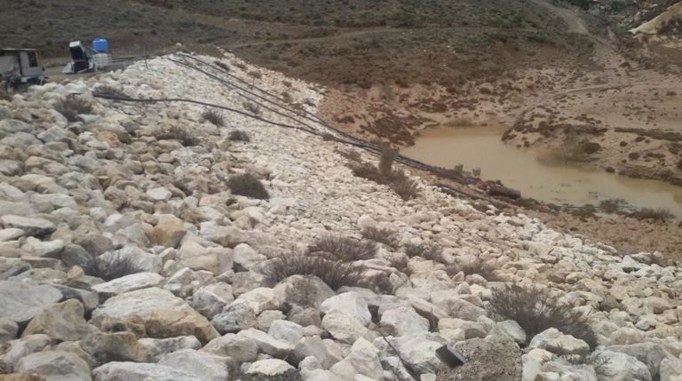 Άδειασε το φράγμα του Σαραπιού, με άντληση του νερού