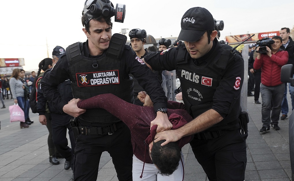 Τη σύλληψη 295 φερόμενων Γκιουλενιστών διέταξε εισαγγελέας στην Τουρκία