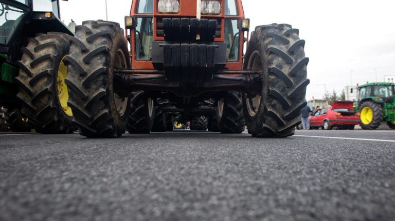 Μεσσηνία: Αποχώρηση αγροτών απ’ το μπλόκο