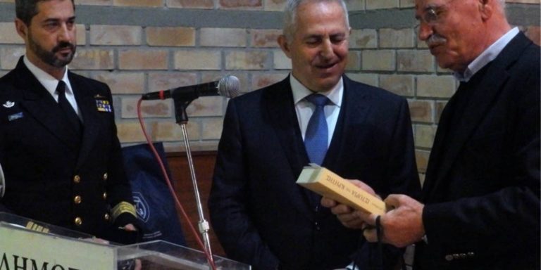 Θετικός ο Υπουργός Αμυνας για αξιοποίηση του αεροδρομίου Μάλεμε