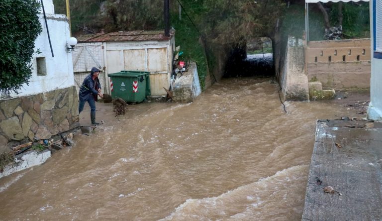 Αυτοψίες στα κτίρια που έχουν υποστεί ζημιές στον Δήμο Πλατανιά