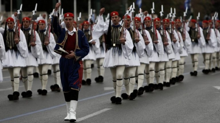 25η Μαρτίου: Κορύφωση των εκδηλώσεων με μεγάλη στρατιωτική παρέλαση στην Αθήνα (video)