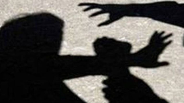 Ένας 37χρονος απείλησε και εξύβρισε το θείο του