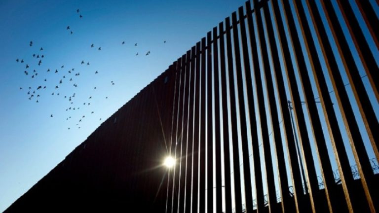 Το Πεντάγωνο δίνει 1 δισ. δολάρια για το τείχος στα σύνορα ΗΠΑ–Μεξικού