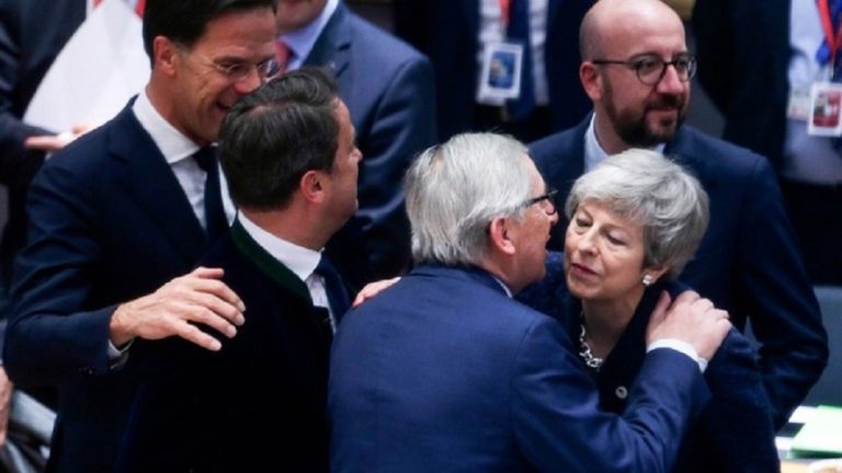 Brexit: «Δύο σενάρια» και μια προθεσμία για να αρθεί το αδιέξοδο-Επιστολή Μέι (video)