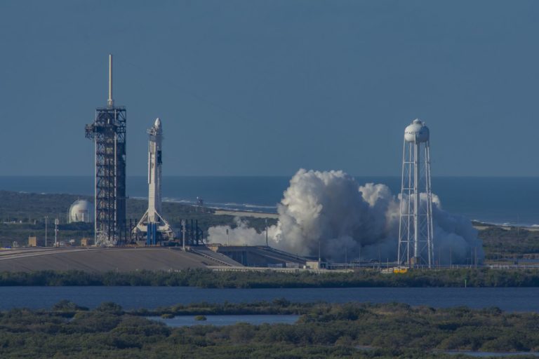 Η SpaceX θα πραγματοποιήσει δοκιμαστική πτήση για τη NASA αυτό το Σαββατοκύριακο