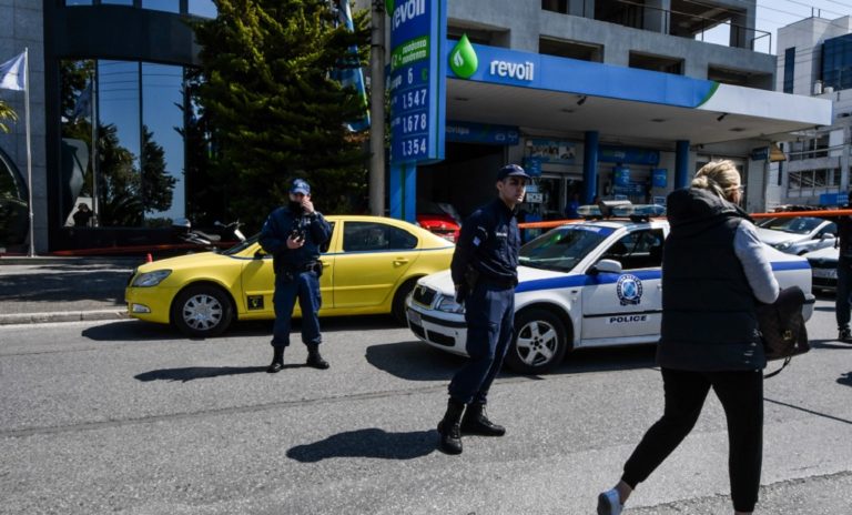 Τραγωδία στο Ελληνικό -Κατέληξαν ο ηλικιωμένος στρατιωτικός και η σύντροφός του (video)