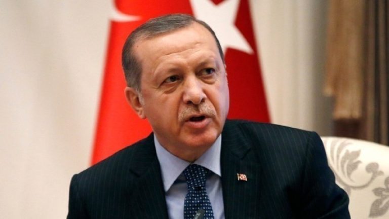 Ερντογάν κατά Ακιντζί για την εισβολή στη Συρία: Ξεπέρασες τα όρια