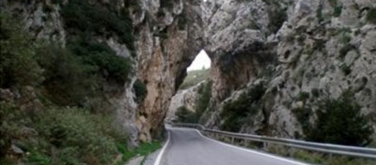 Δημοπρατήθηκε η μελέτη για την προστασία από βραχοπτώσεις στο Φαράγγι Κοτσιφού