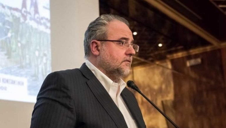 Σπ. Ριζόπουλος: Βάλει κατά της πολιτικής προστασίας και ΜΜΕ