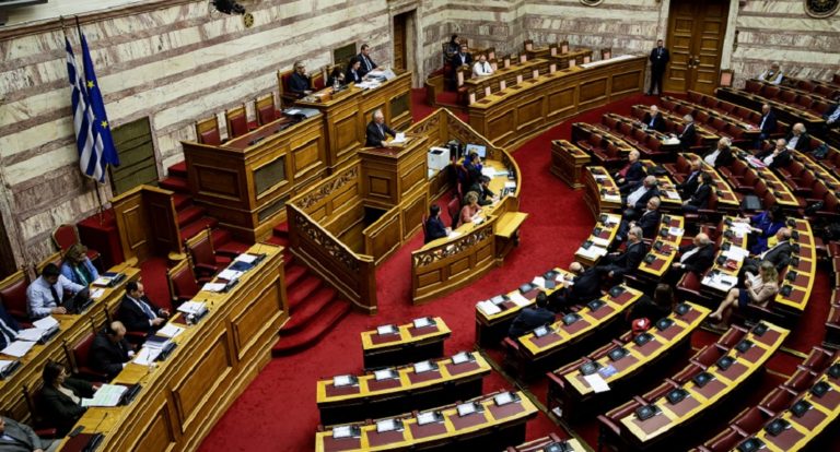 Ψήφος εμπιστοσύνης: Το απόγευμα της Τετάρτης η συζήτηση στη Βουλή (video)