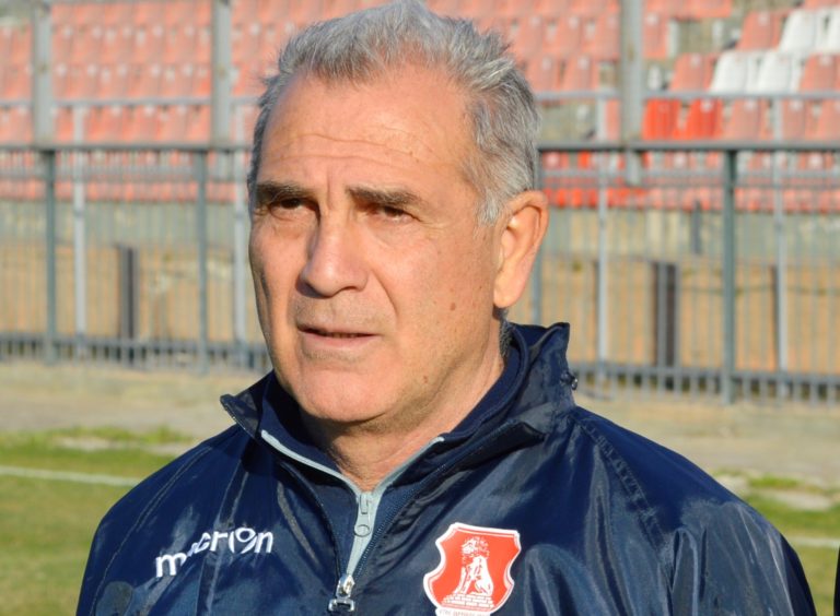 Γ. Πανίδης: «Στα δικά μας… πόδια η τρίτη θέση»