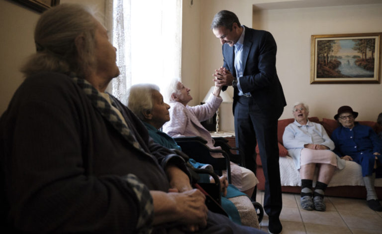 Για μέτρα στήριξης των ηλικιωμένων δεσμεύτηκε ο Κ. Μητσοτάκης (video)