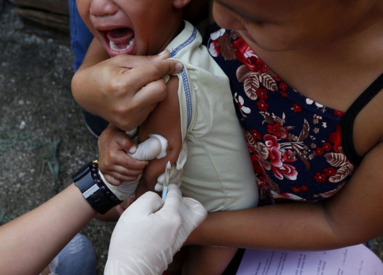 ΠΟΥ: Ένα στα πέντε παιδιά, παγκοσμίως, δεν έχει εμβολιαστεί με τα συνιστώμενα εμβόλια