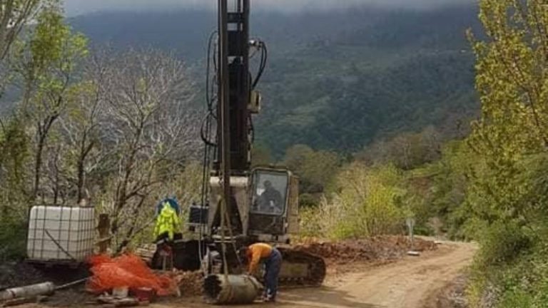 Υψώθηκαν τα τοιχία αντιστήριξης στη Δράκεια