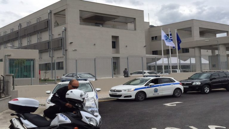 Εξιχνιάστηκαν έξι διαρρήξεις από καταστήματα στο κέντρο του Βόλου