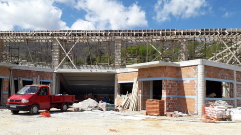 Με γοργούς ρυθμούς η κατασκευή του κλειστού Γυμναστηρίου στο Δήμο Ζαγοράς-Μουρεσίου