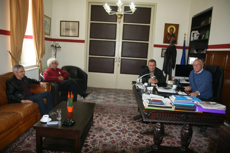 Συνάντηση στην Αντιπεριφέρεια για την αποκατάσταση του οδικού δικτύου στο Δ. Κισσάμου