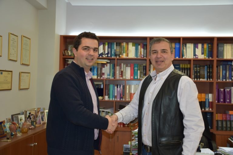Στη ΣυμμαΧία Αξιών ο Γιώργος Κερμπάτσος