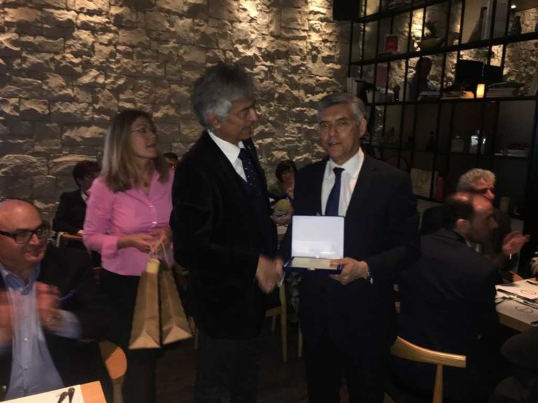 Επίτιμο μέλος της Αθλητικής Ομοσπονδίας Νεφροπαθών ο Κ. Αγοραστός