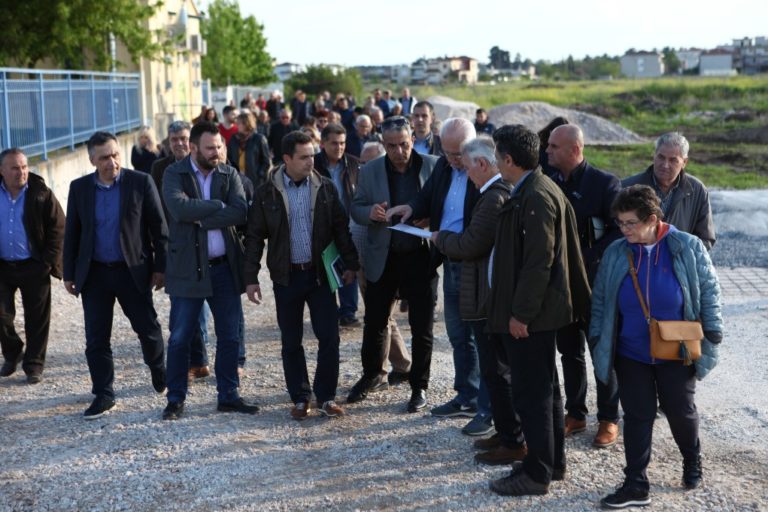 Στη συνοικία της Τούμπας ο δήμαρχος Λαρισαίων