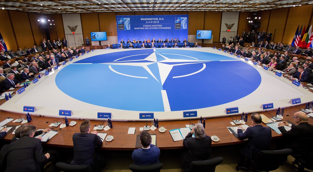 Αυξάνουν τις δαπάνες για την άμυνα οι χώρες μέλη του ΝΑΤΟ