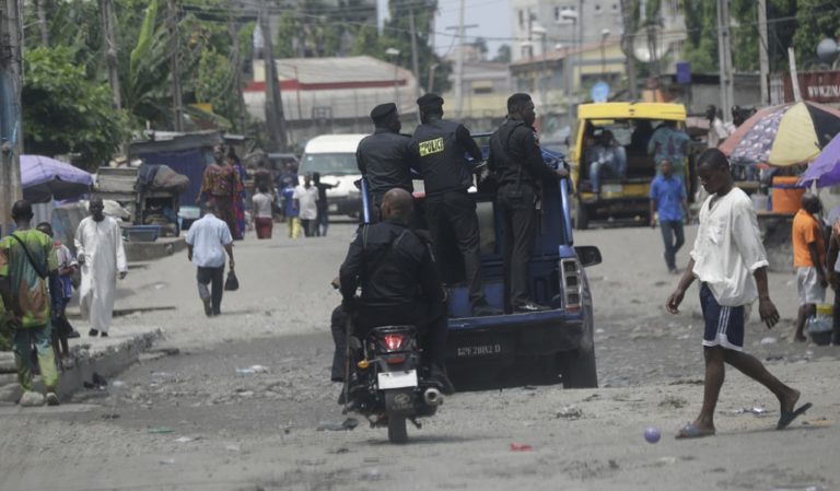 Νιγηρία: Αστυνομικός παρέσυρε με το αυτοκίνητό του παιδιά σε λιτανεία-10 νεκροί, 30 τραυματίες