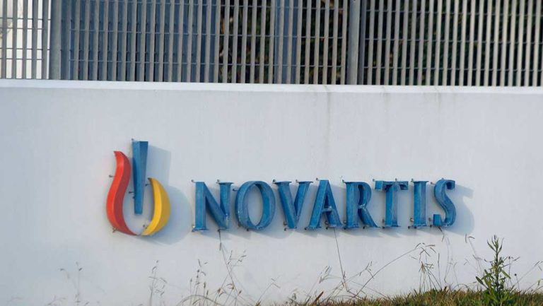 Novartis: Διπλή έρευνα για τις αναφορές Αγγελή και τις καταγγελίες Τουλουπάκη