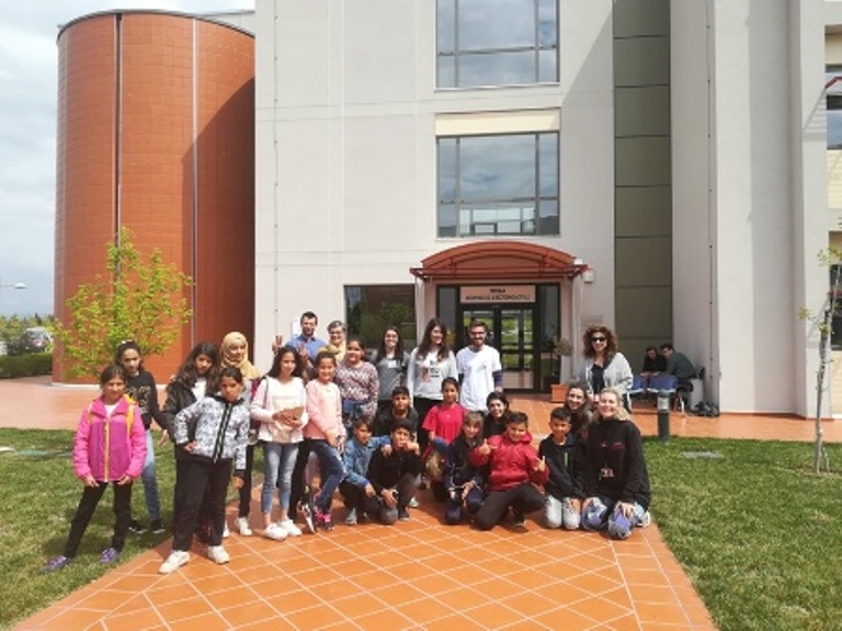Μαθητές – πρόσφυγες επισκέφθηκαν το Πανεπιστήμιο Θεσσαλίας