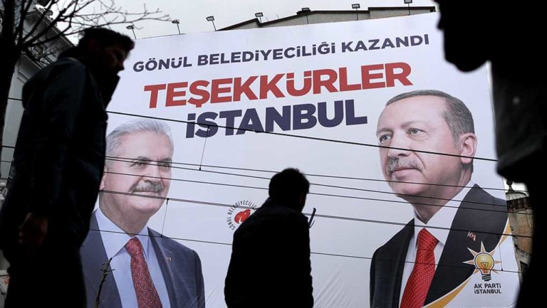 Τουρκία: Το κυβερνών κόμμα θα ζητήσει νέα καταμέτρηση των ψήφων στην Κωνσταντινούπολη