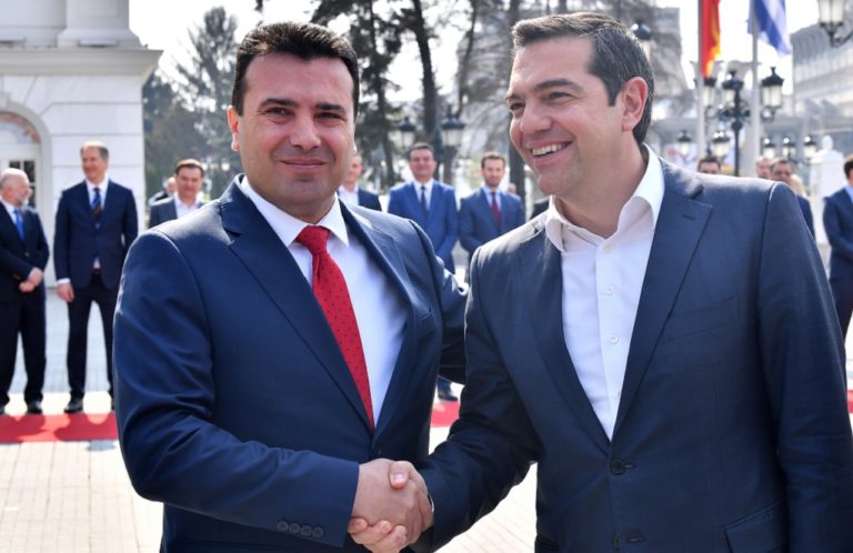 Ιστορική στιγμή η επίσκεψη Τσίπρα στα Σκόπια, εκτίμησαν Μέρκελ και Ζάεφ