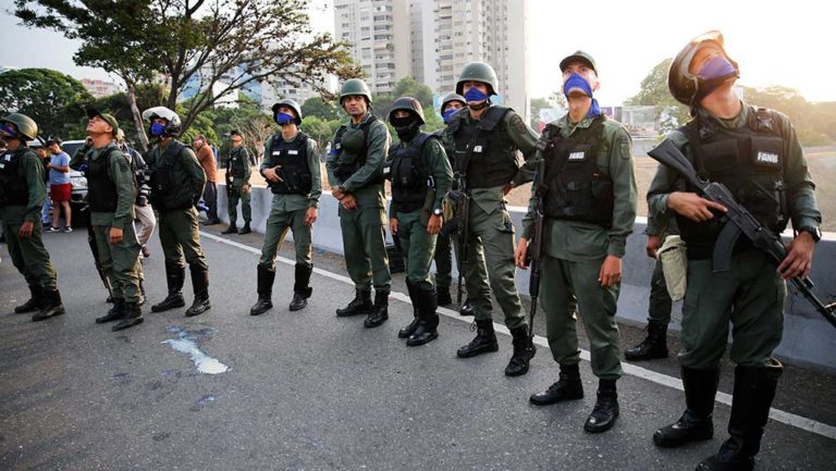 Βενεζουέλα: Αστυνομική περικύκλωση της άδειας πρεσβείας των ΗΠΑ