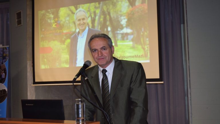 Τους υποψήφιους του συνδυασμού του παρουσίασε ο νυν και εκ νέου υποψήφιος Δήμαρχος Καρδίτσας Φ. Αλεξάκος