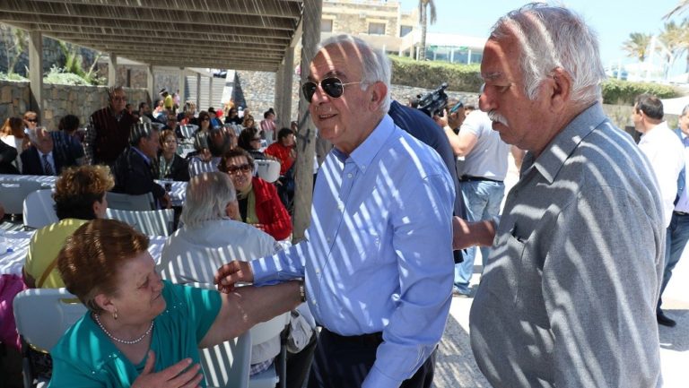 Γιόρτασαν το Πάσχα στον Καράβολα